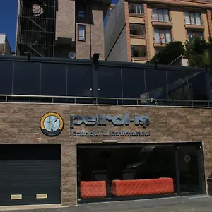https://petrol-is-istanbul-misafirhanesi.istanbul-turkeyhotels.com
