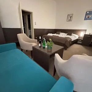  Apart-hotel Embassy By Lh República Checa