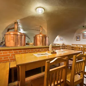 *** Hotel U Medvidku-brewery República Checa
